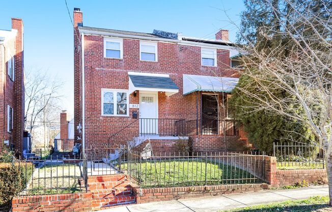 Bright and Beautiful Benning Ridge Abode