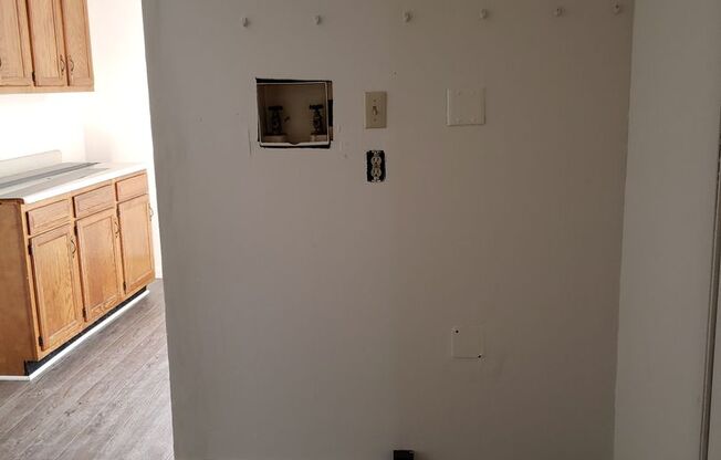 1 bed, 1 bath, $800, Unit Apt. 1