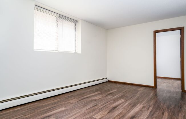 1 bed, 1 bath, 600 sqft, $975, Unit 12-A1