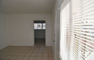 2 beds, 1 bath, $1,050