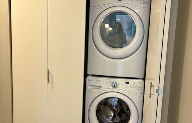 1 bed, 1 bath, 676 sqft, $1,425, Unit 225