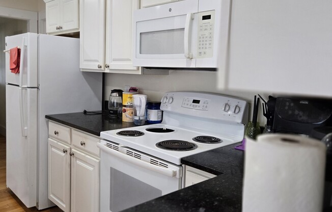 15 Beech St Apt 1