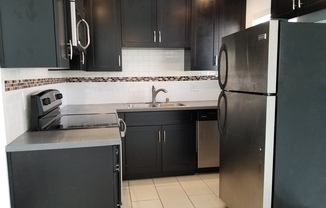 1 bed, 1 bath, 525 sqft, $1,750, Unit 12