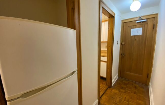 1 bed, 1 bath, 450 sqft, $1,475, Unit 273-P04