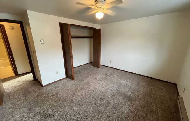 2 beds, 1 bath, 1,000 sqft, $1,095, Unit #3