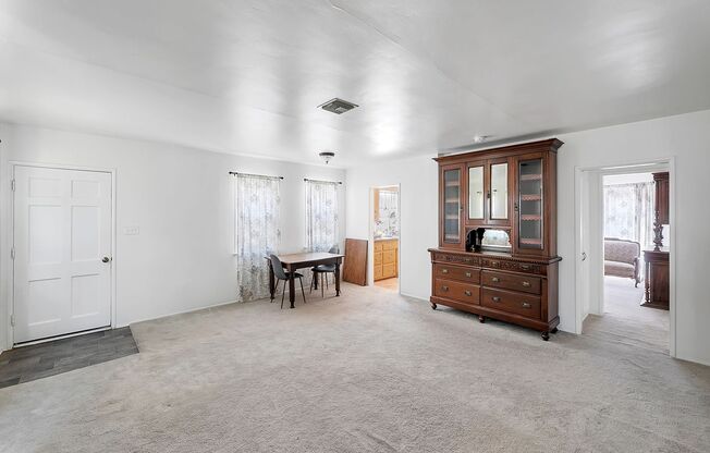Great 3 Bedroom Home with Large Lot and NO HOA!