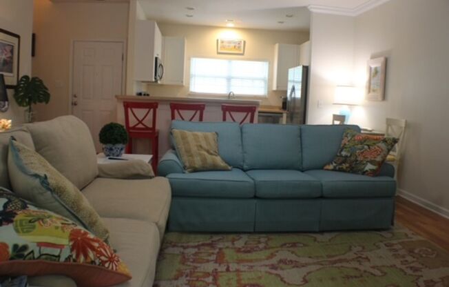 Fabulous Fully Furnished Townhome Available for Monthly Rental in West Ashley!