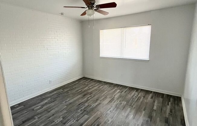 Move In ready 2 Bedroom 1 Bath $500.00 off 1st Month's Rent, Apply Today!