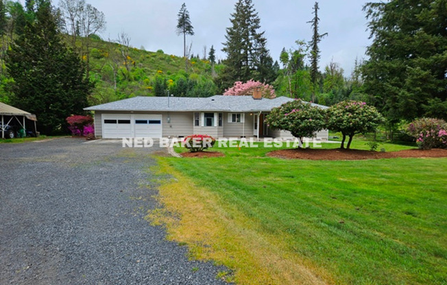 3Bd/2Ba Single Story House - For Viewing!