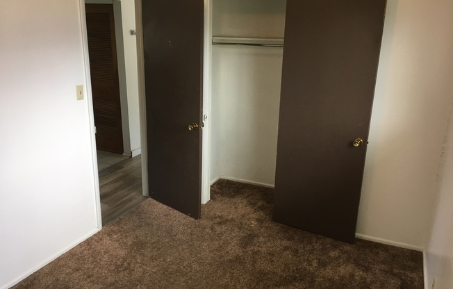 2 beds, 1 bath, 780 sqft, $1,130