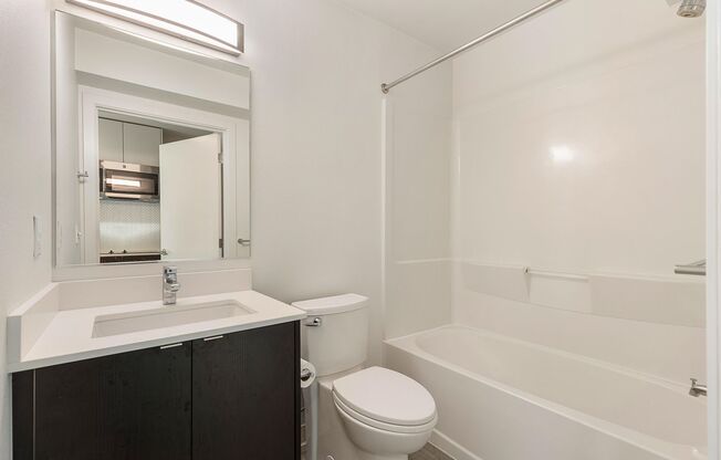 Studio, 1 bath, 280 sqft, $1,195, Unit 515