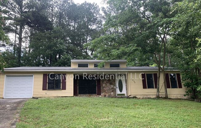 Beautiful 3b Room!Move in ready!