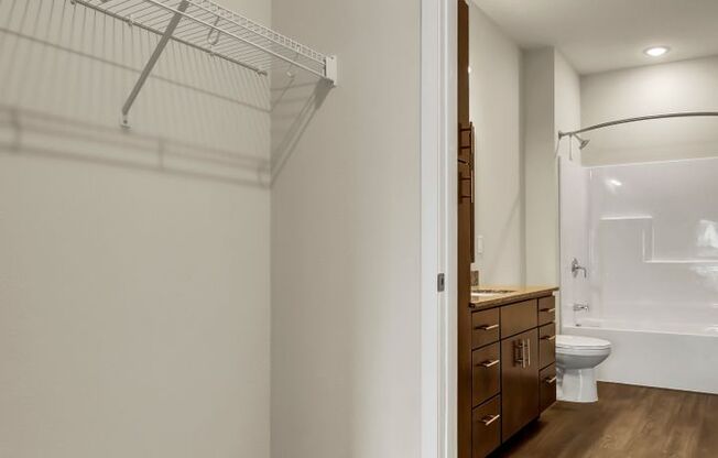 1 bed, 1 bath, 800 sqft, $1,595, Unit 237-HD