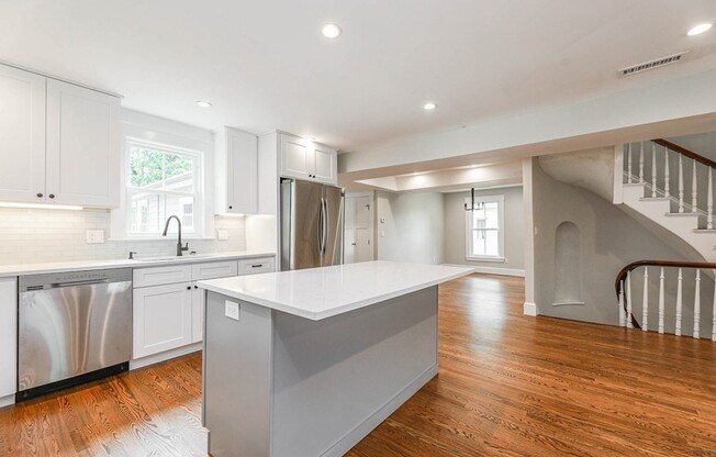 52 MAPLE ST