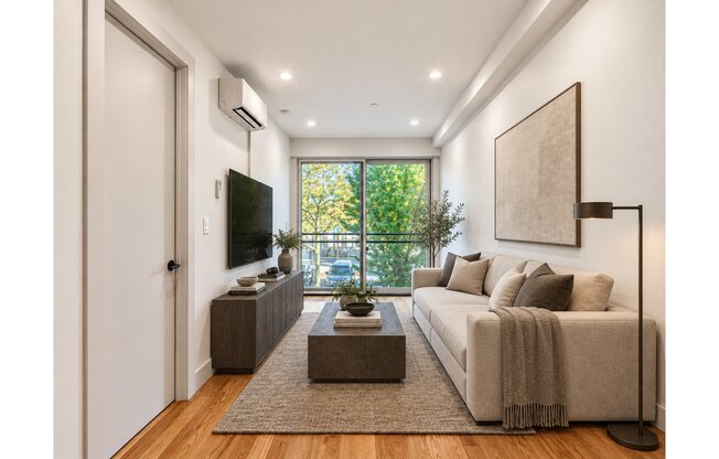 1 bed, 1 bath, 596 sqft, $2,995, Unit 2A