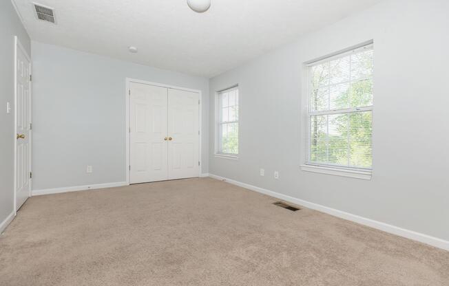 4 beds, 4.5 baths, 2,000 sqft, $1,912