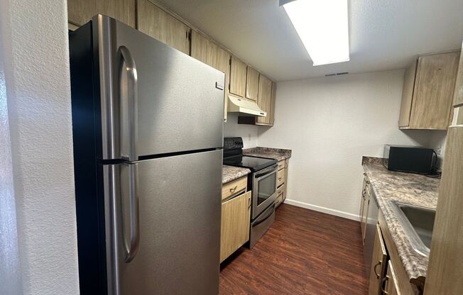 2 beds, 1.5 baths, $1,500