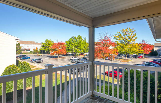 LakeRidge Square Apartments