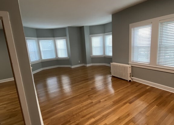 3 Englewood Ave.