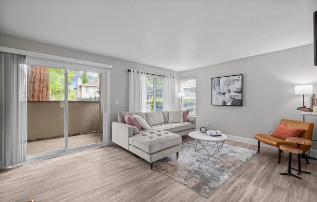 1 bed, 1 bath, 708 sqft, $1,725, Unit 142