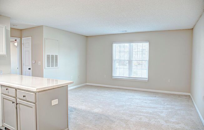 1 bed, 1 bath, $1,395, Unit 3695-D