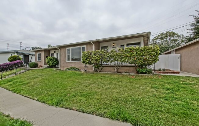 1x 7866 Flight Ave