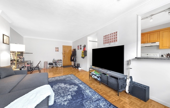 100 Marion St 23