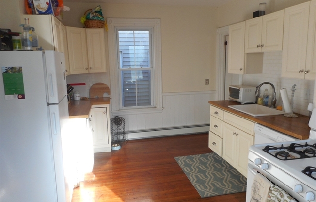 9 ANSON ST