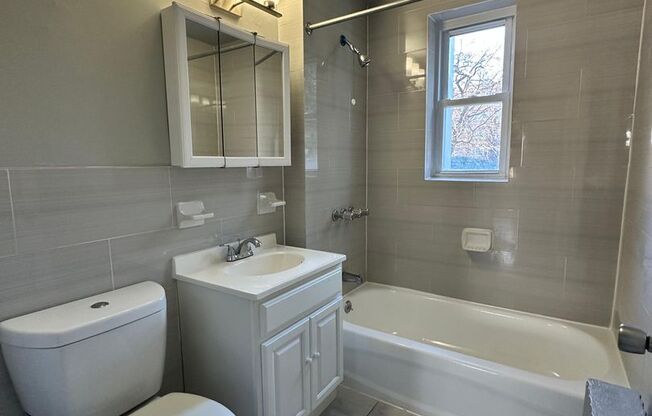 1 bed, 1 bath, 750 sqft, $1,725, Unit APT E-1