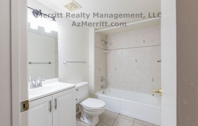 2 beds, 2 baths, 1,100 sqft, $1,145, Unit B2