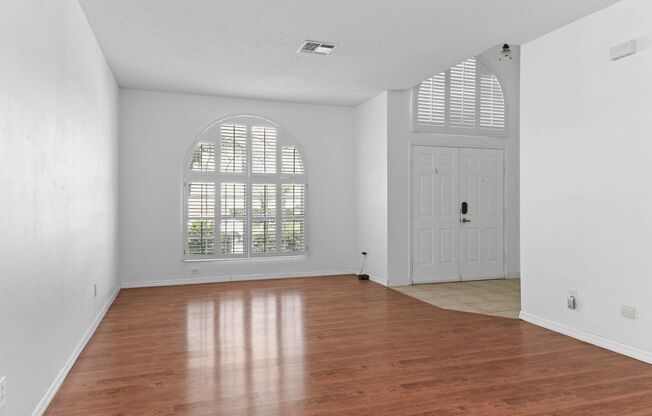 3 bedroom, 3 bath with flex space  in Winter Springs