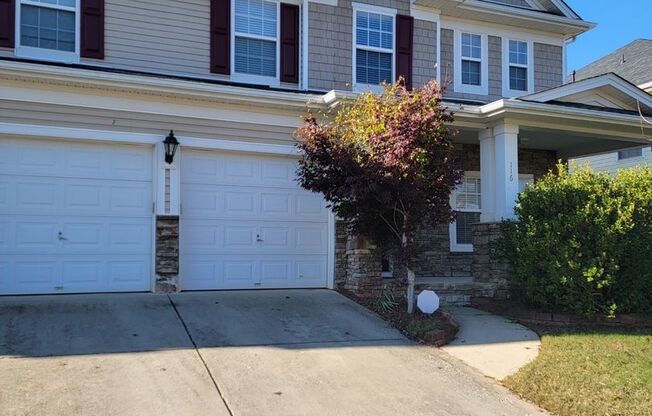 Spacious 4BR Home in Waterlyn in Mooresville