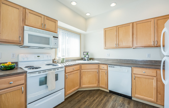 1 bed, 1 bath, 635 sqft, $1,999, Unit 602