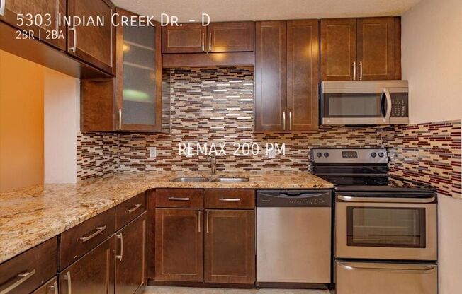 5303 INDIAN CRK DR