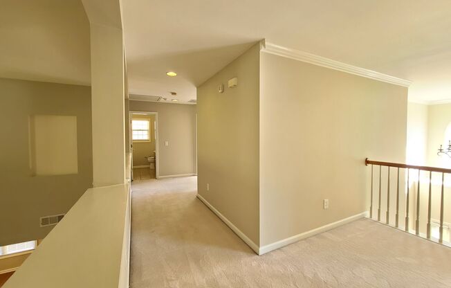 5 beds, 3 baths, $2,695