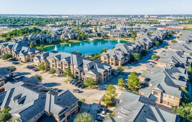 Falls at Copper Lake apartments in Houston, TX