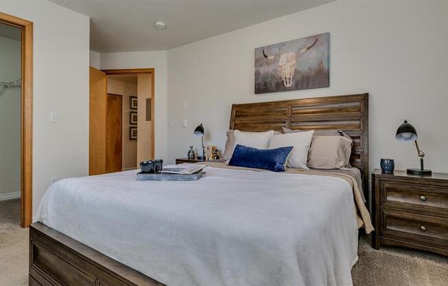 Canyon Bluffs Apartments in Spokane, WA