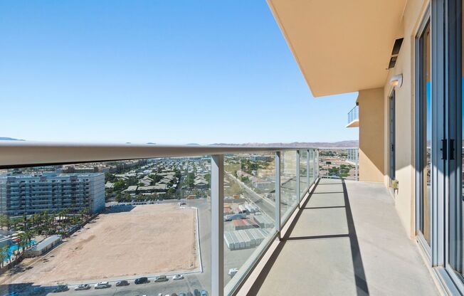 3 beds, 3.5 baths, $3,200, Unit UNIT 1819