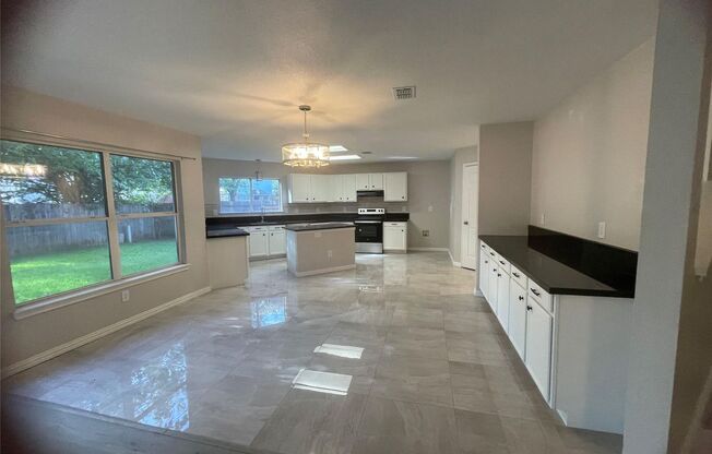 3152 Pine Valley Dr