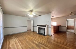 3 beds, 2 baths, $1,350