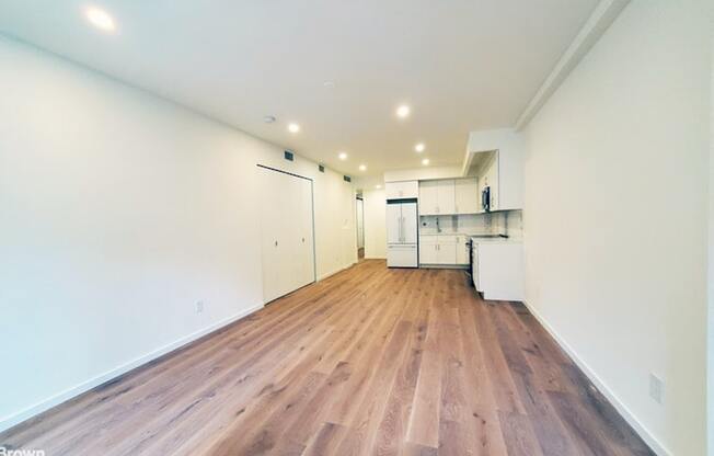 363 PARKSIDE AVE