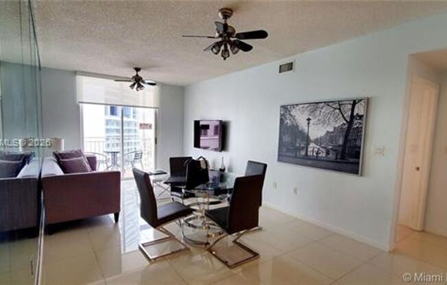 2 beds, 2 baths, $3,600, Unit # 1203