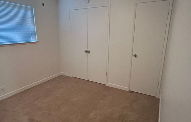 2 beds, 1 bath, 905 sqft, $1,550, Unit 068