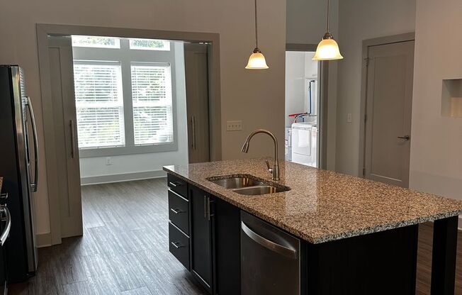 2 beds, 2.5 baths, 1,620 sqft, $3,000