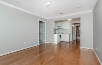 2 beds, 2 baths, $1,200, Unit 6