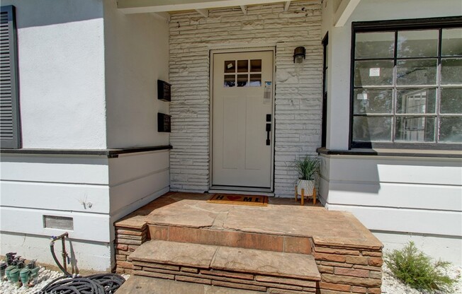 215 N PRINCETON AVE