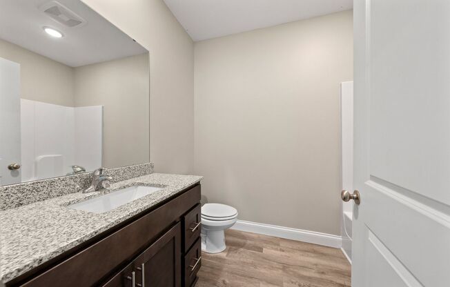 2 beds, 2 baths, 977 sqft, $925, Unit 221