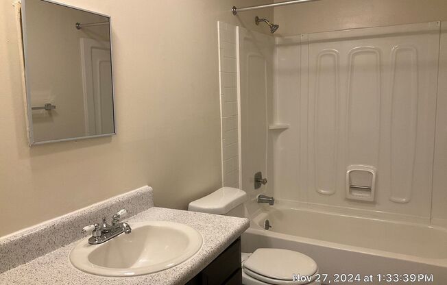 1 bed, 1 bath, 565 sqft, $895, Unit 01001-103