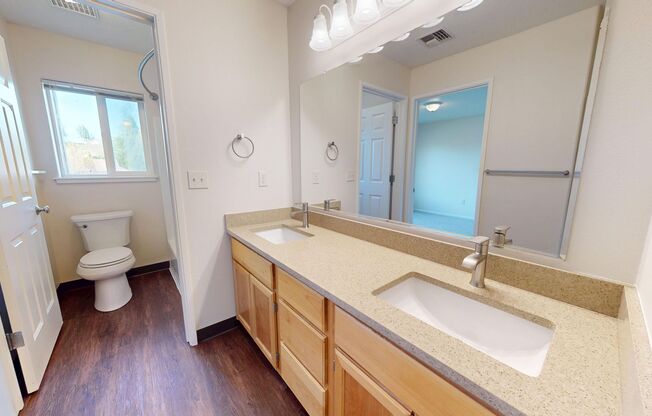 2 beds, 2.5 baths, 1,264 sqft, $2,400, Unit 2010