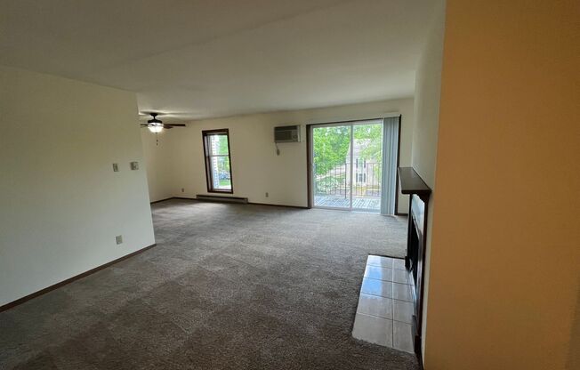 2 beds, 1 bath, $1,675